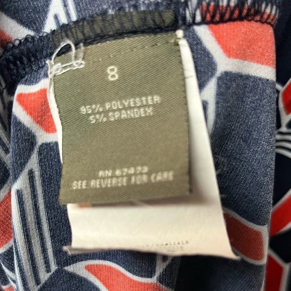 Taylor Geometric Patterned Dress in Red and Navy - Picture 3 of 4